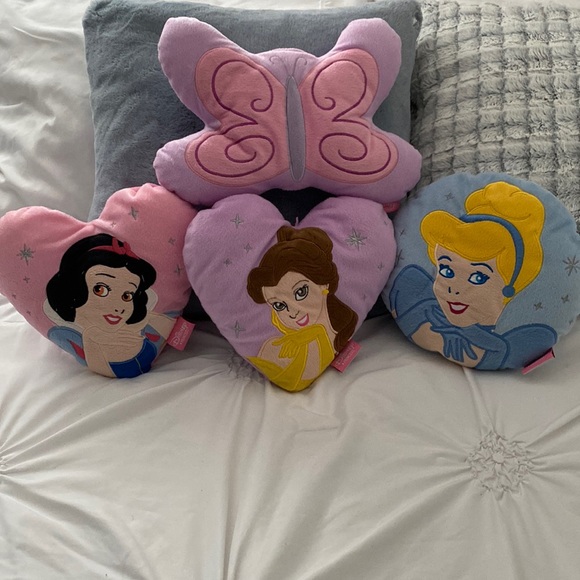 Disney Princess cushions - Picture 1 of 5